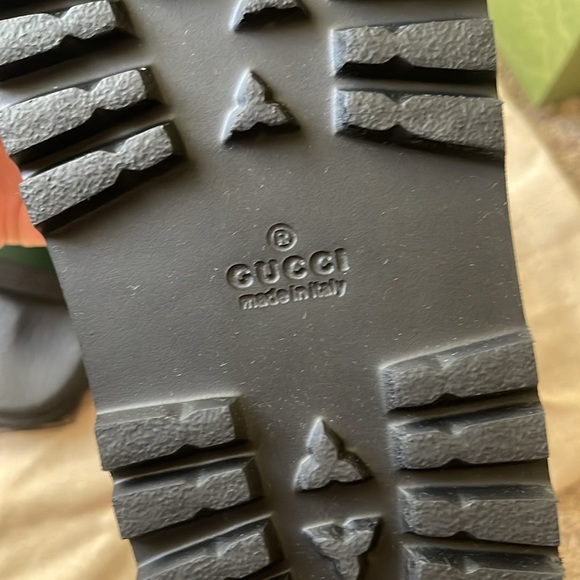 Gucci Web Sandals - Picture 9 of 11